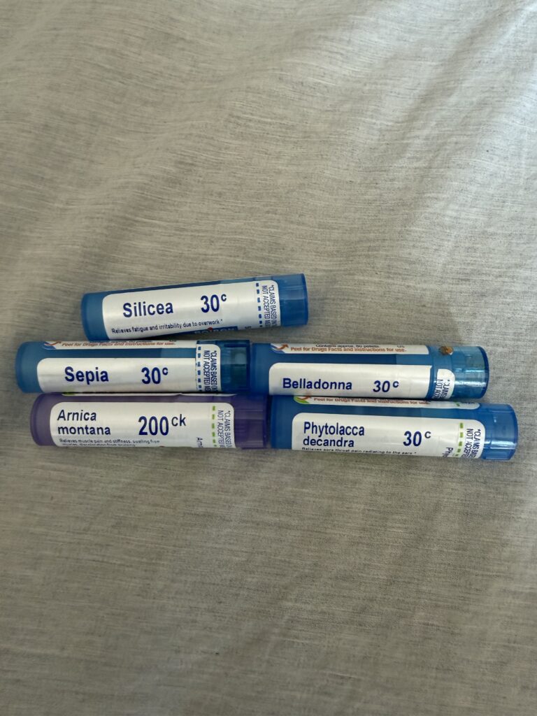 homeopathic remedies I'm packing in my hospital bag. what to pack in hospital bag.